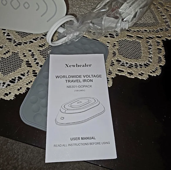 Newbealer Mini Travel Iron - Picture 3 of 9